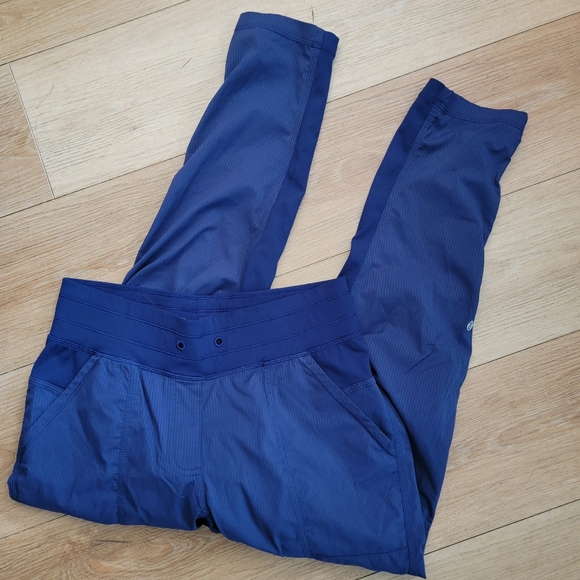 Lululemon Dance Studio Pant 8 - Picture 1 of 4